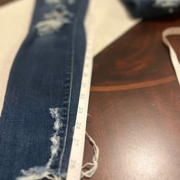 Judy Blue Jeans 1/25 Skinny Fit Mid Rise Distress Raw Hem Denim ClassicCore - Picture 4 of 8